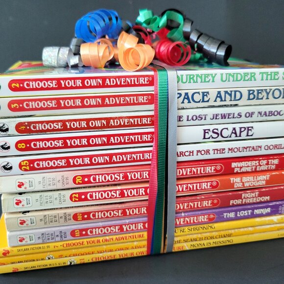 VINTAGE CHOOSE YOUR OWN ADVENTURE 1980s LOT OF 12 BOOKS SOME RARE 1ST EDITIONS - Picture 16 of 16